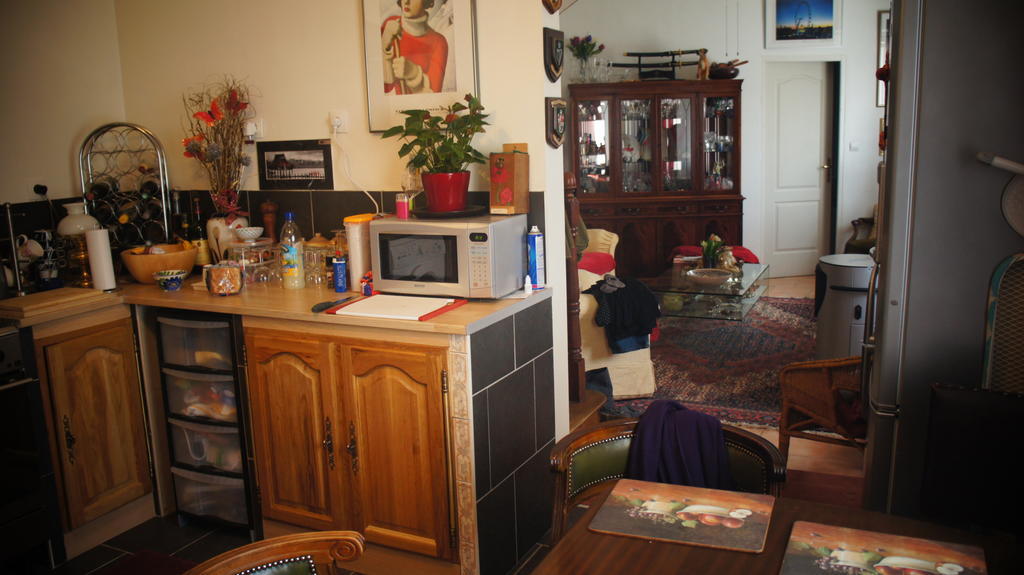 Les Trois Puits Bed and Breakfast Brion-pres-Thouet Kamer foto