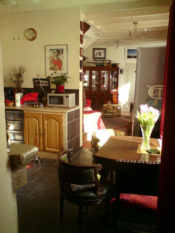 Les Trois Puits Bed and Breakfast Brion-pres-Thouet Buitenkant foto